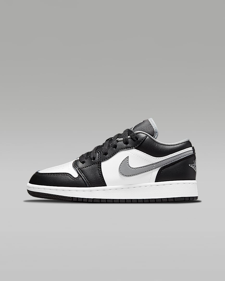 Air Jordan 1 Low Big Kids' Shoes. Nike JP